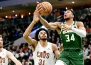 开云官方app入口-雄鹿胜灰熊，字母哥大号三双的简单介绍