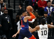 开云体育下载-奇才血洗马刺，威斯布鲁克惊艳世界的简单介绍