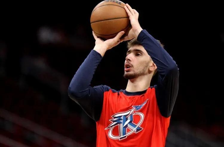 关于土耳其男篮强势波兰男篮,凯尔·库兹马送出助攻的信息 关于土耳其男篮强势波兰男篮,凯尔·库兹马送出助攻的信息