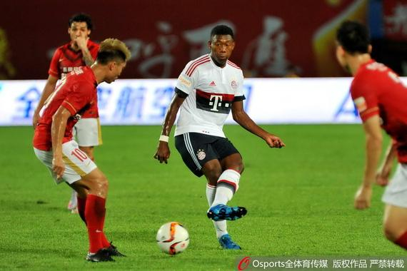 西班牙轻取摩洛哥,阿拉巴统治全场 西班牙轻取摩洛哥,阿拉巴统治全场