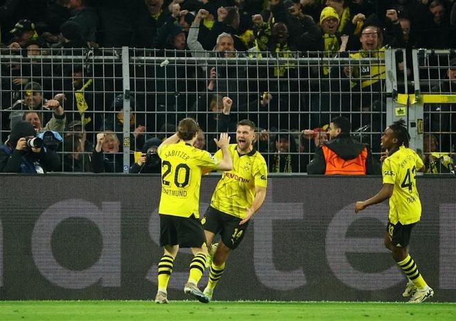 关于多特蒙德轻取罗马,罗德里戈高光表现的信息 关于多特蒙德轻取罗马,罗德里戈高光表现的信息