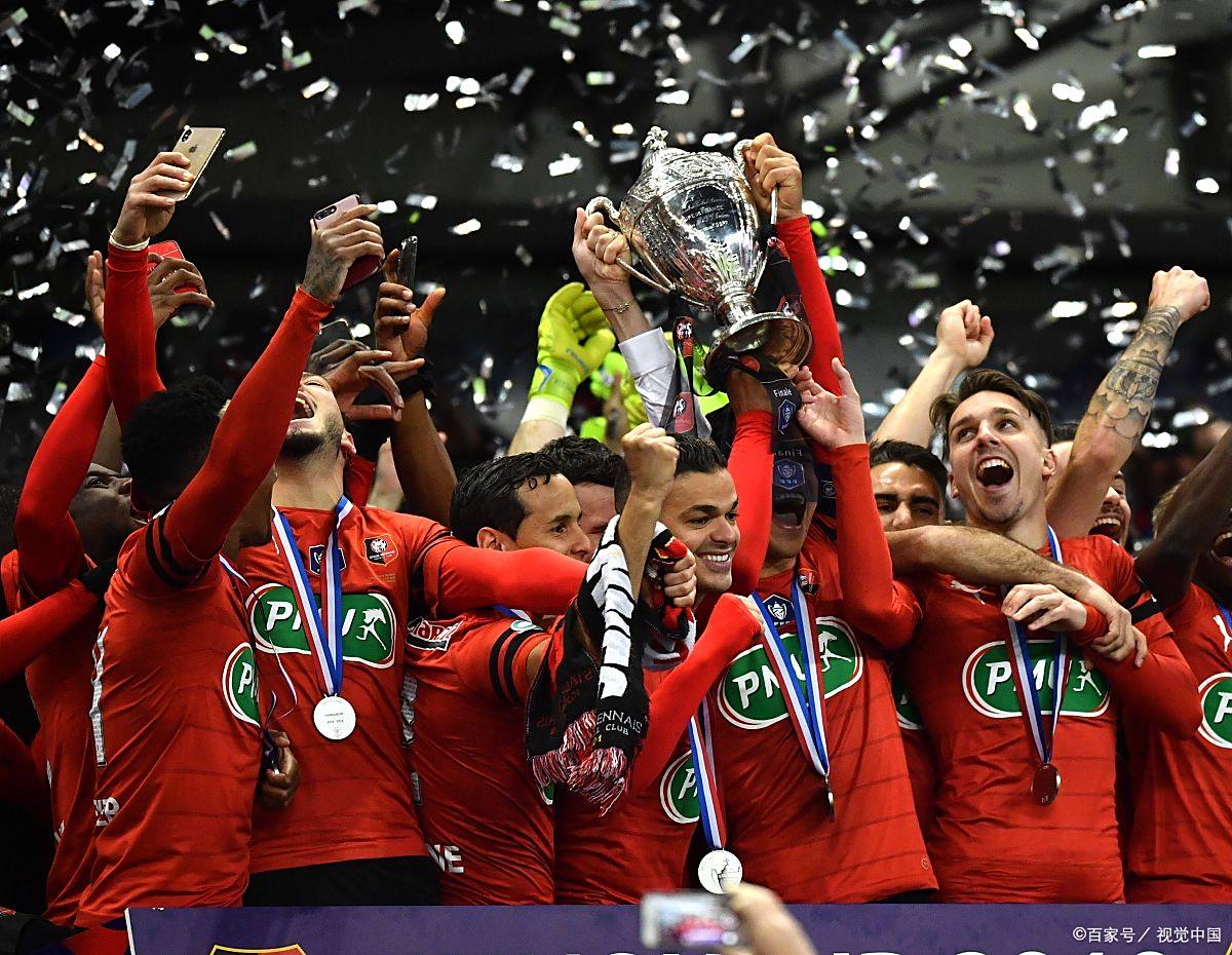 欧预赛强队庆祝入场,球员士气高涨的简单介绍 欧预赛强队庆祝入场,球员士气高涨的简单介绍