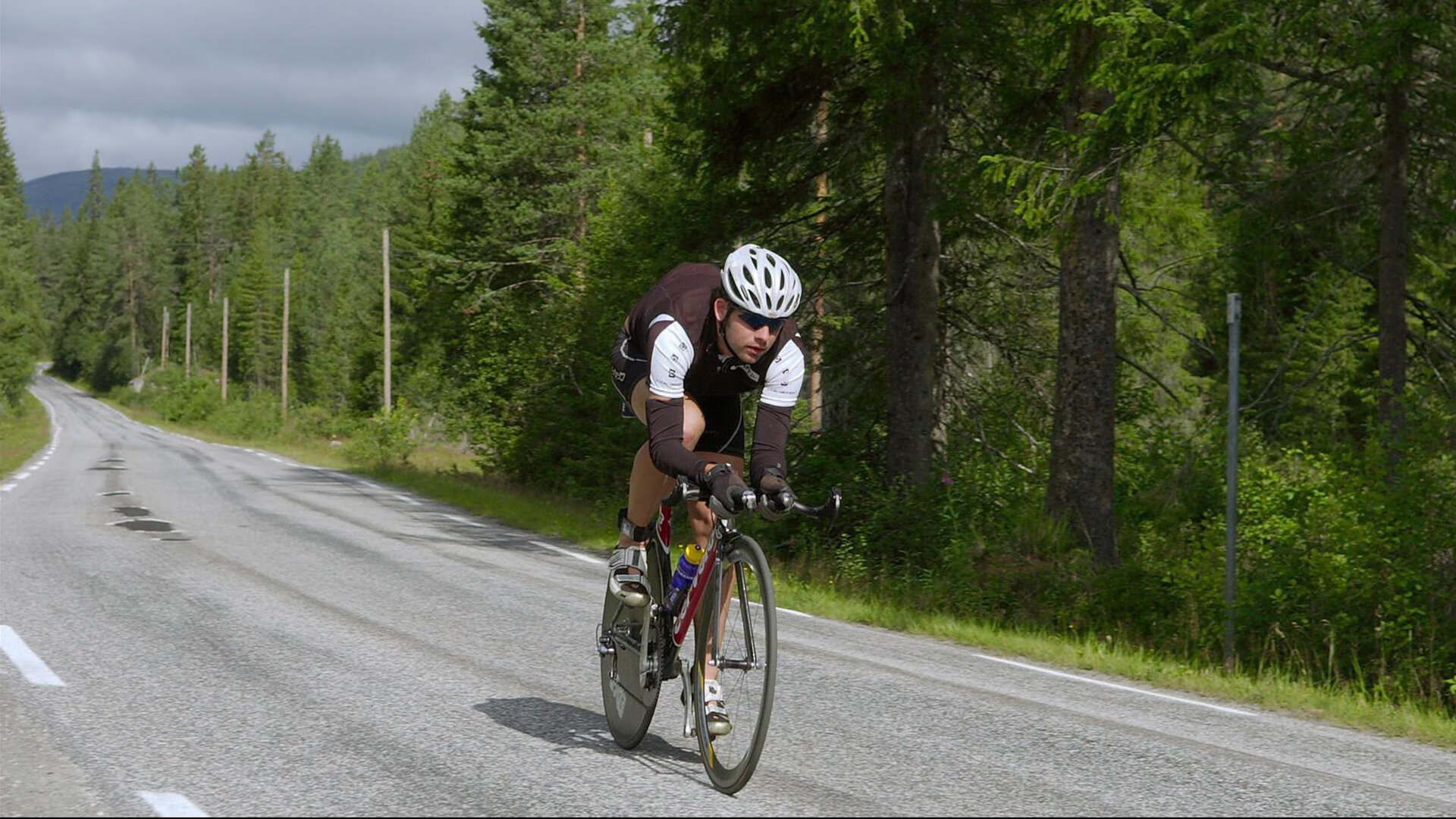 西甲国家德比之夜，塔图姆成为全场焦点，跨界传奇的诞生