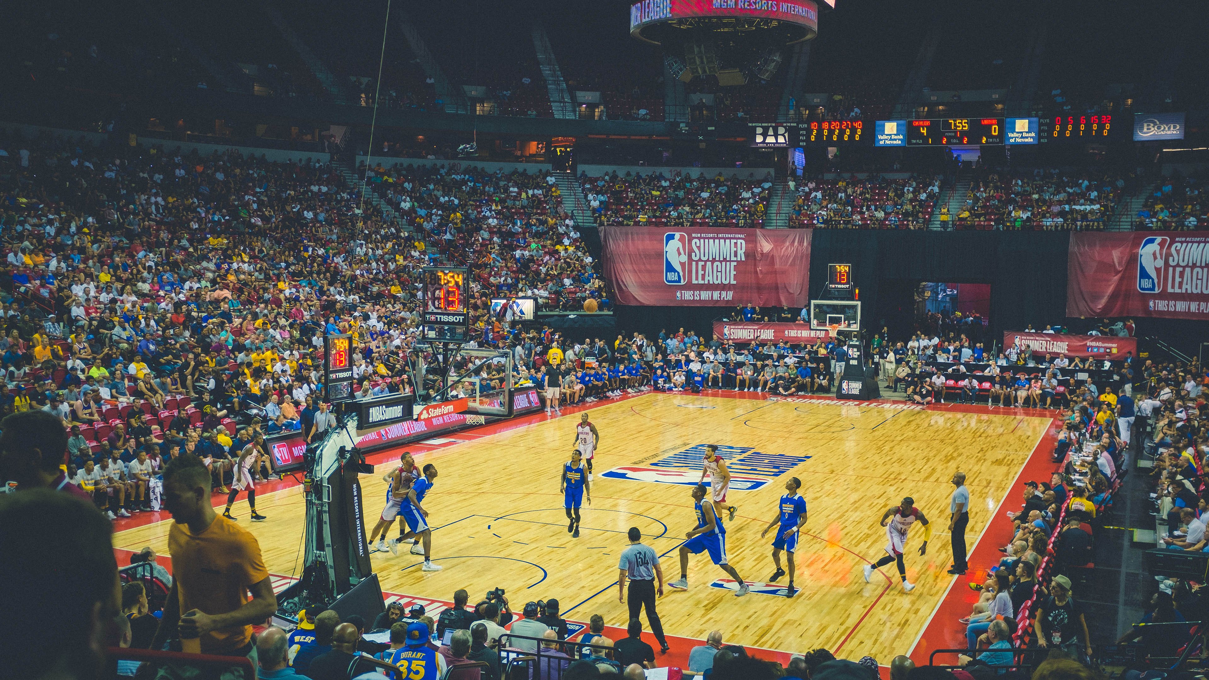 当绝杀遇上统治,深圳队与约基奇的平行篮球宇宙